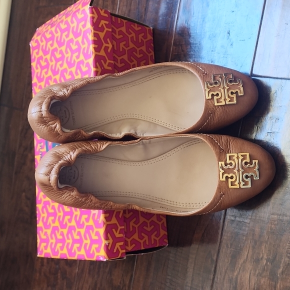 Shoes - Picture 1 of 6